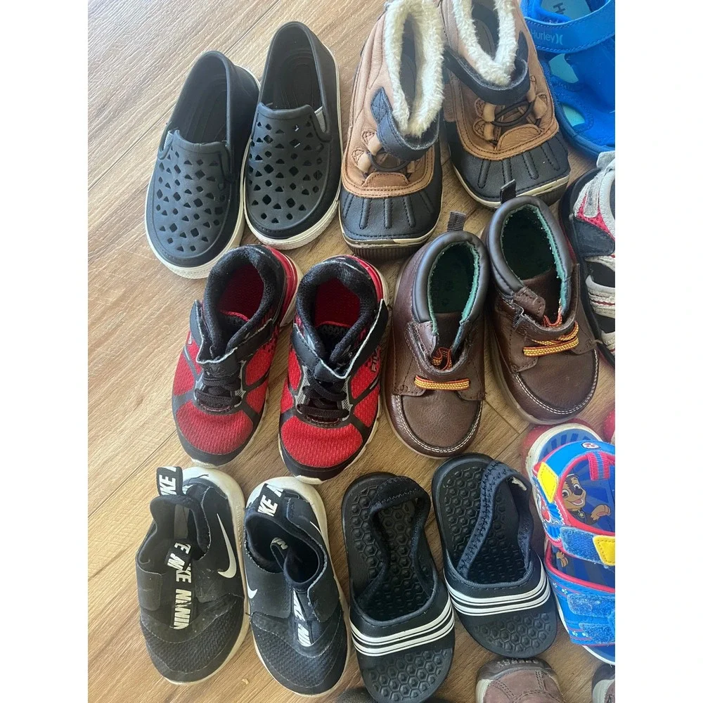 Nike some wear